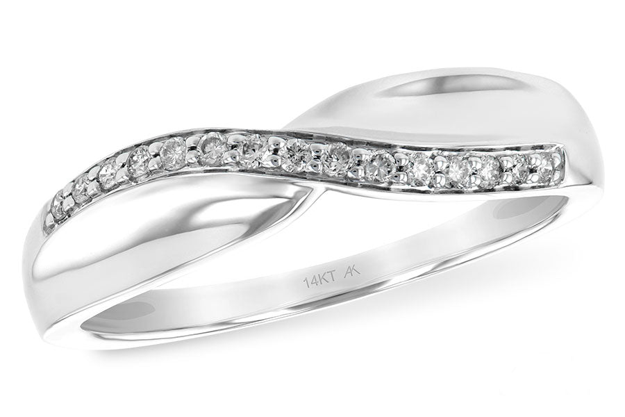 14KT Gold Ladies Diamond Ring