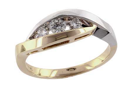 14KT Gold Ladies Diamond Ring