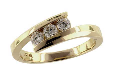 14KT Gold Ladies Diamond Ring