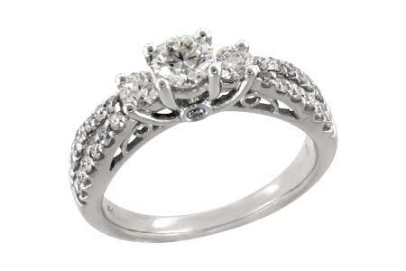14KT Gold Ladies Diamond Ring